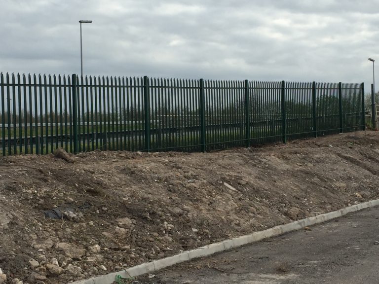 Fencing Contractors Security Fencing / Palisade Fencing SHS Fencing